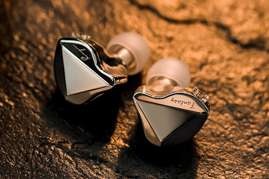 Cayin Fantasy YD01 IEM