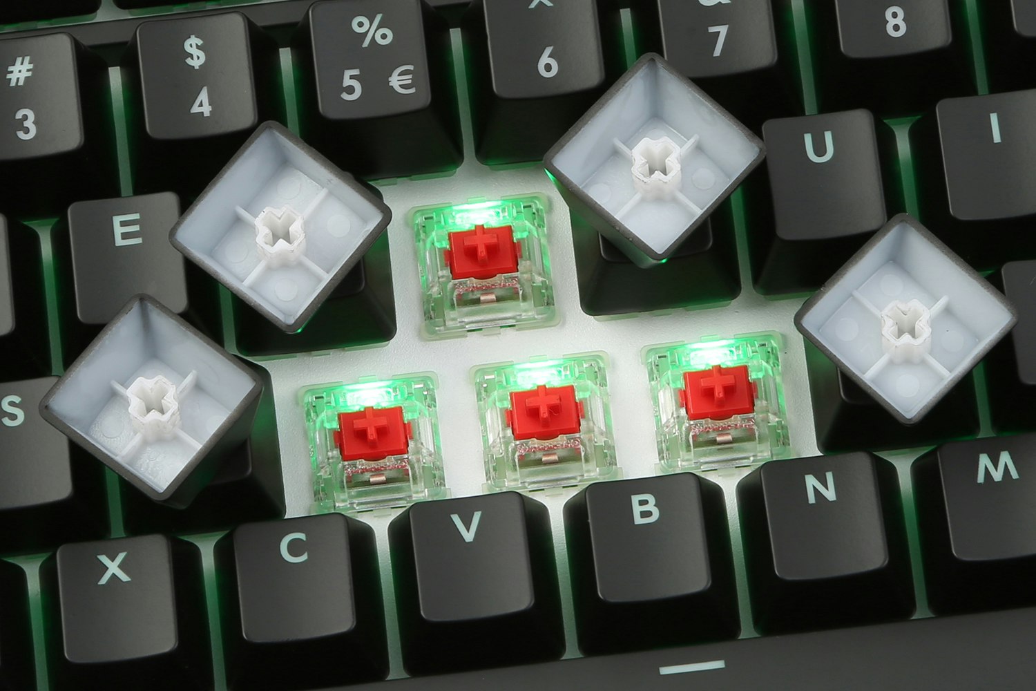 Cooler Master Masterkeys Pro L Keyboard