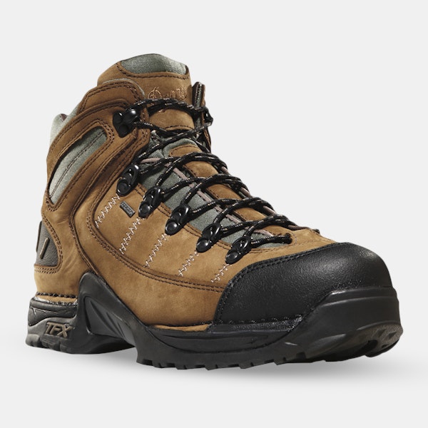 Hiking boot sale reviews backpacker magazine