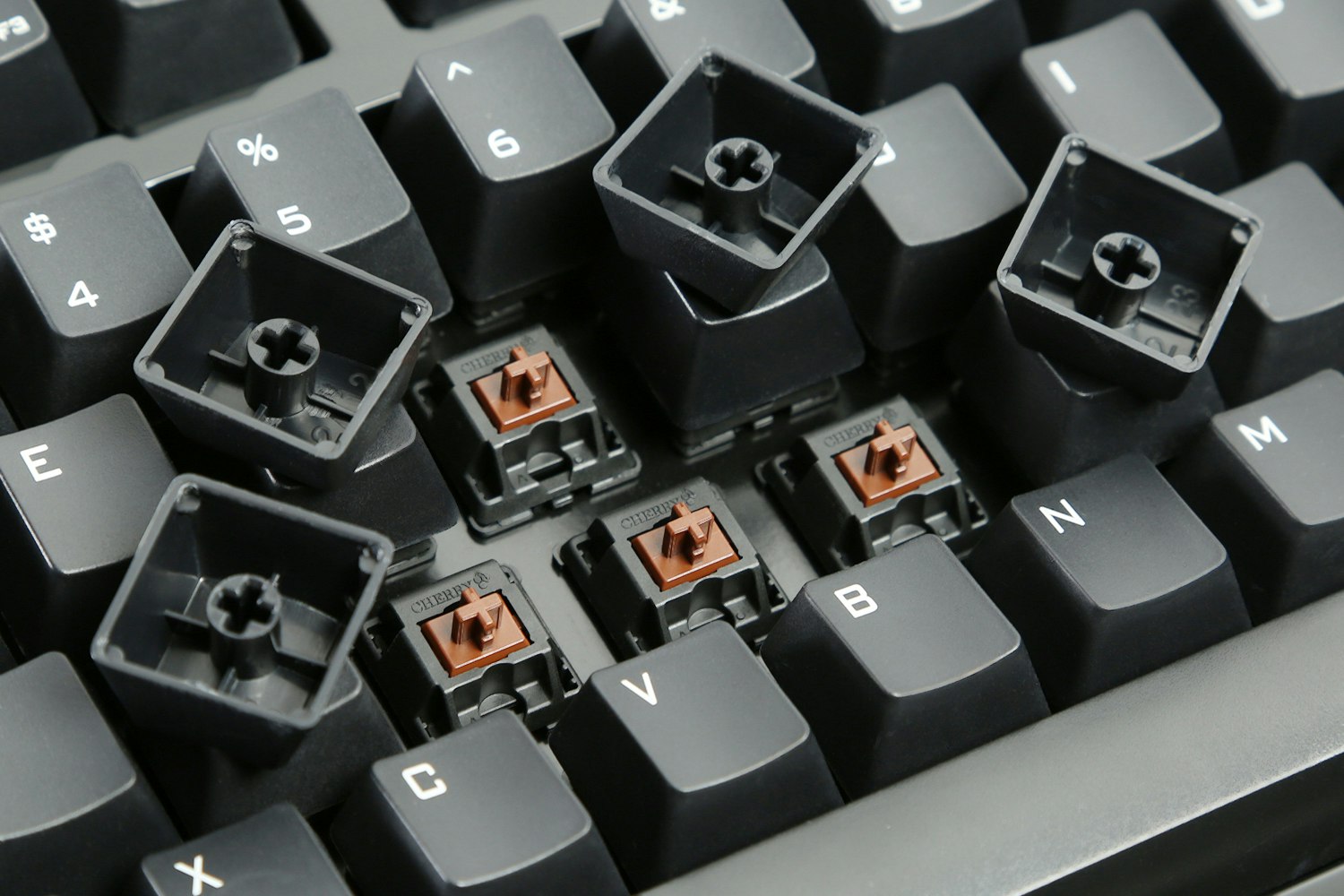 Das Keyboard Model S Pro- MX Brown + T-shirt