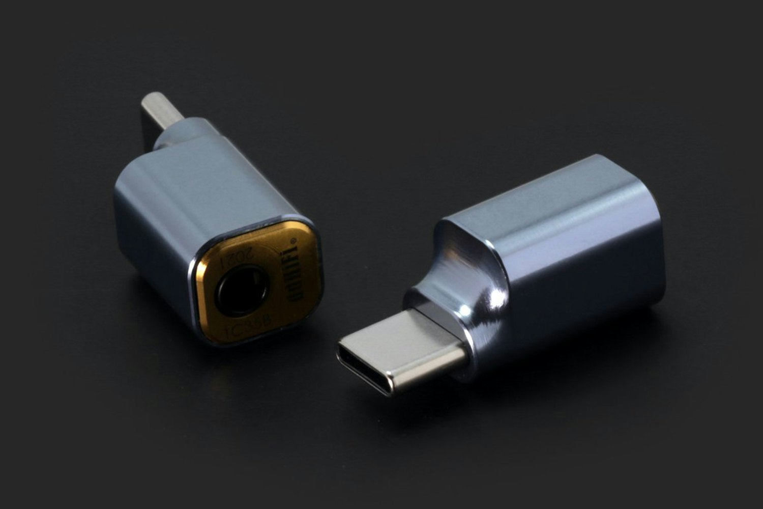 ddHiFi TC35i Lightning 3.5mm Adapter Audiophile Headphone Mods Drop