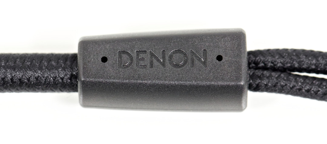 Denon D5000 Audiophile Headphones