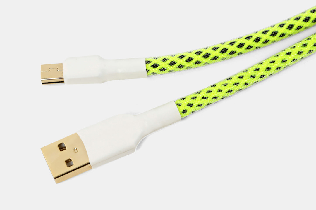 Diamond-Patterned Techflex USB Cables