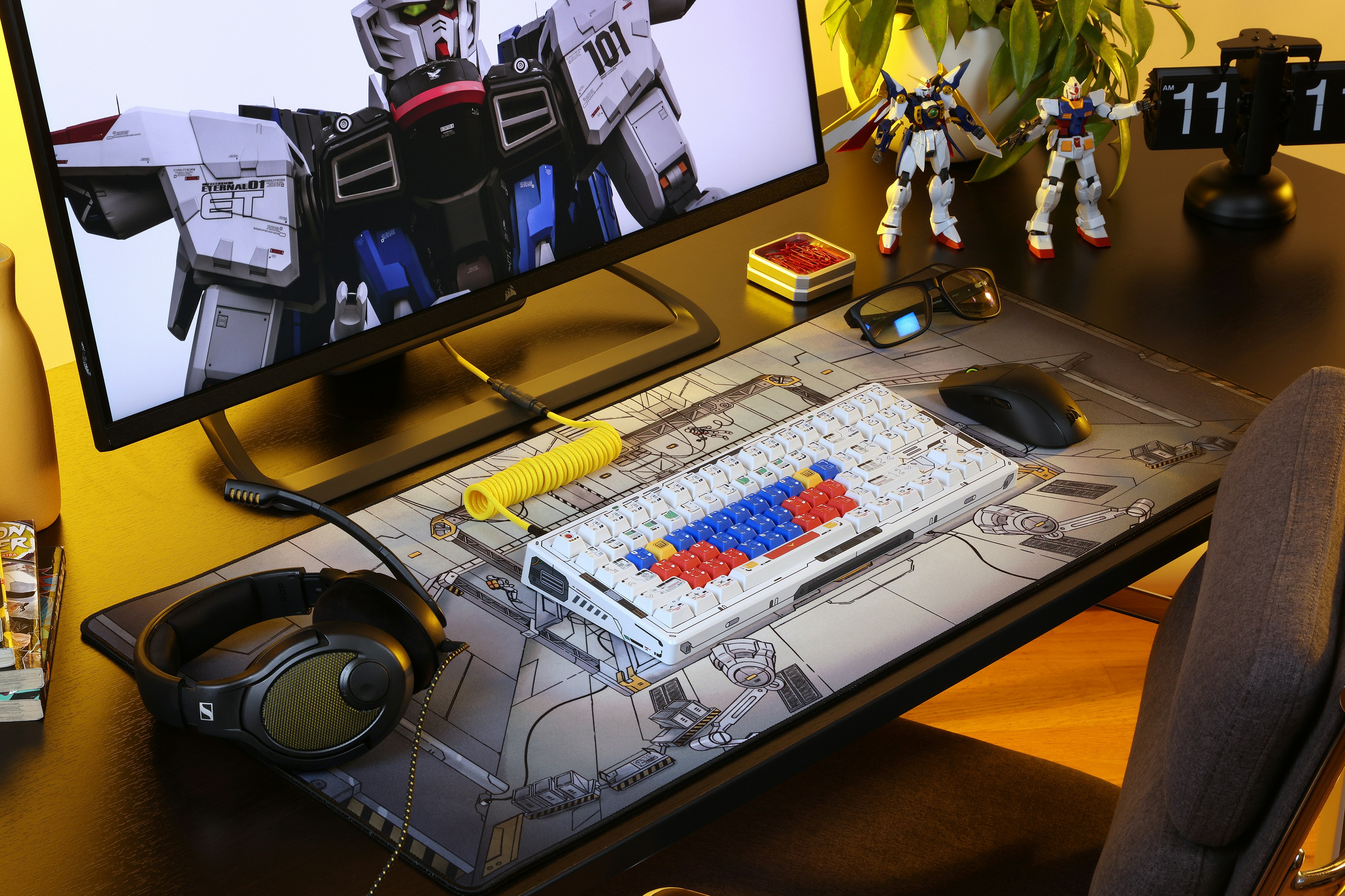 GMK TA Royal Alpha Typewriter Keycap Set | Mechanical Keyboards