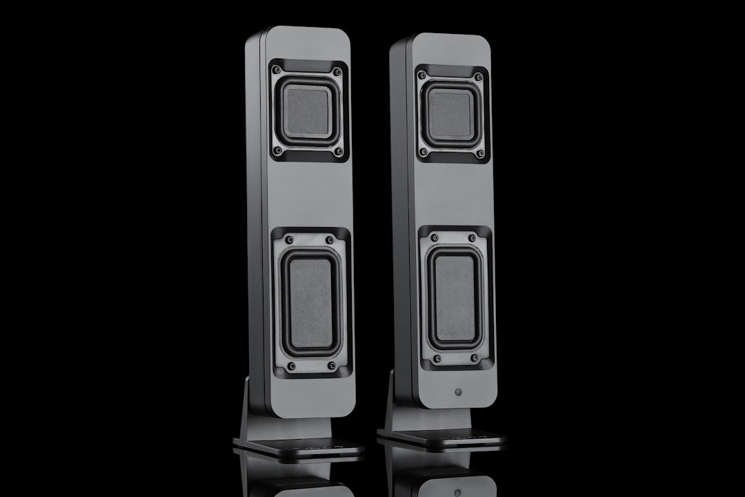 Drop BMR1 V2 Nearfield Monitors