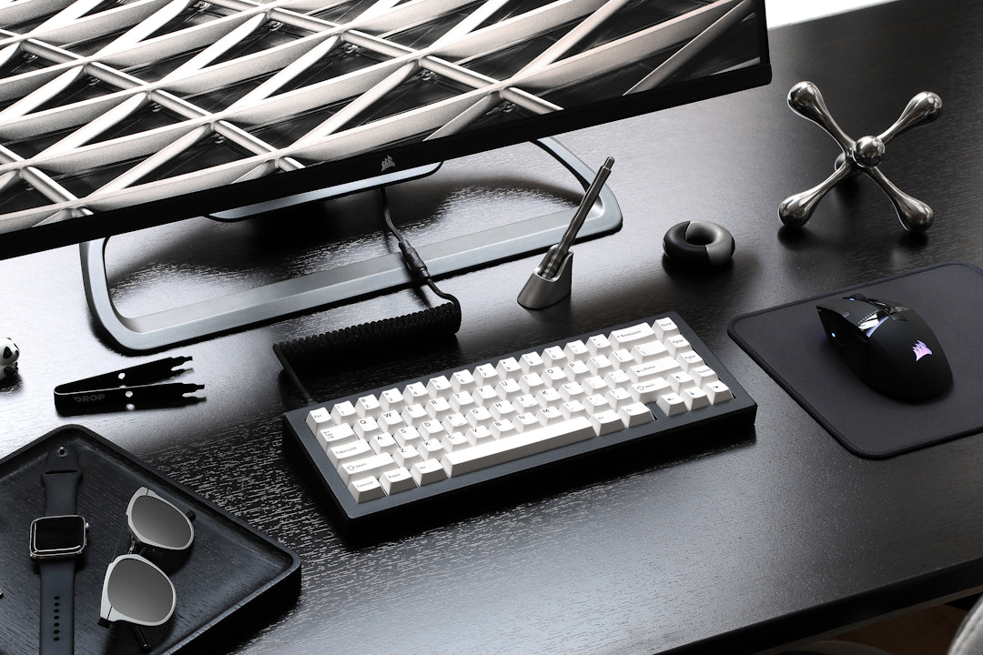 Drop CSTM65 Aluminum Decorative Case