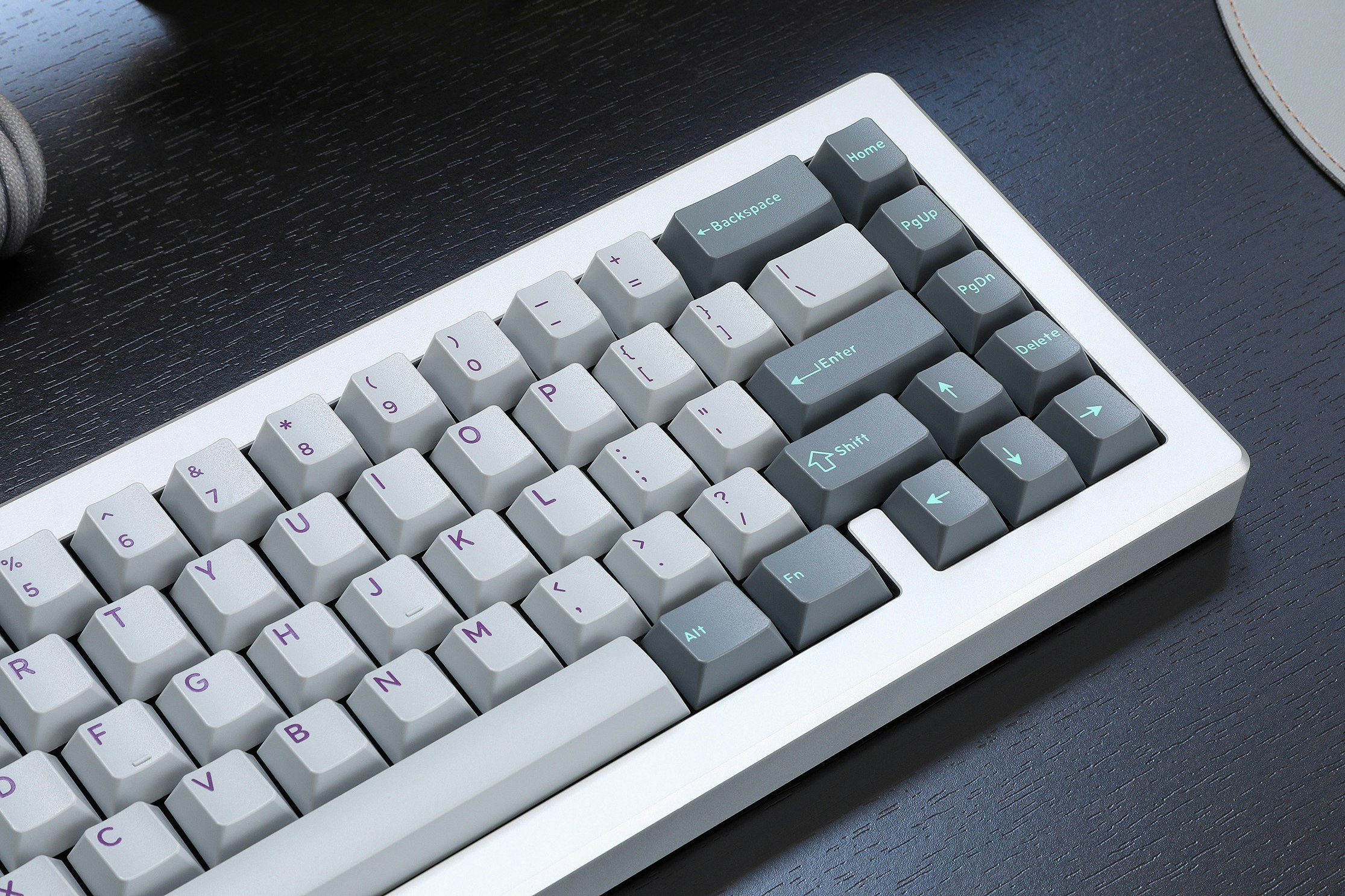 Drop CSTM65 Aluminum Decorative Case