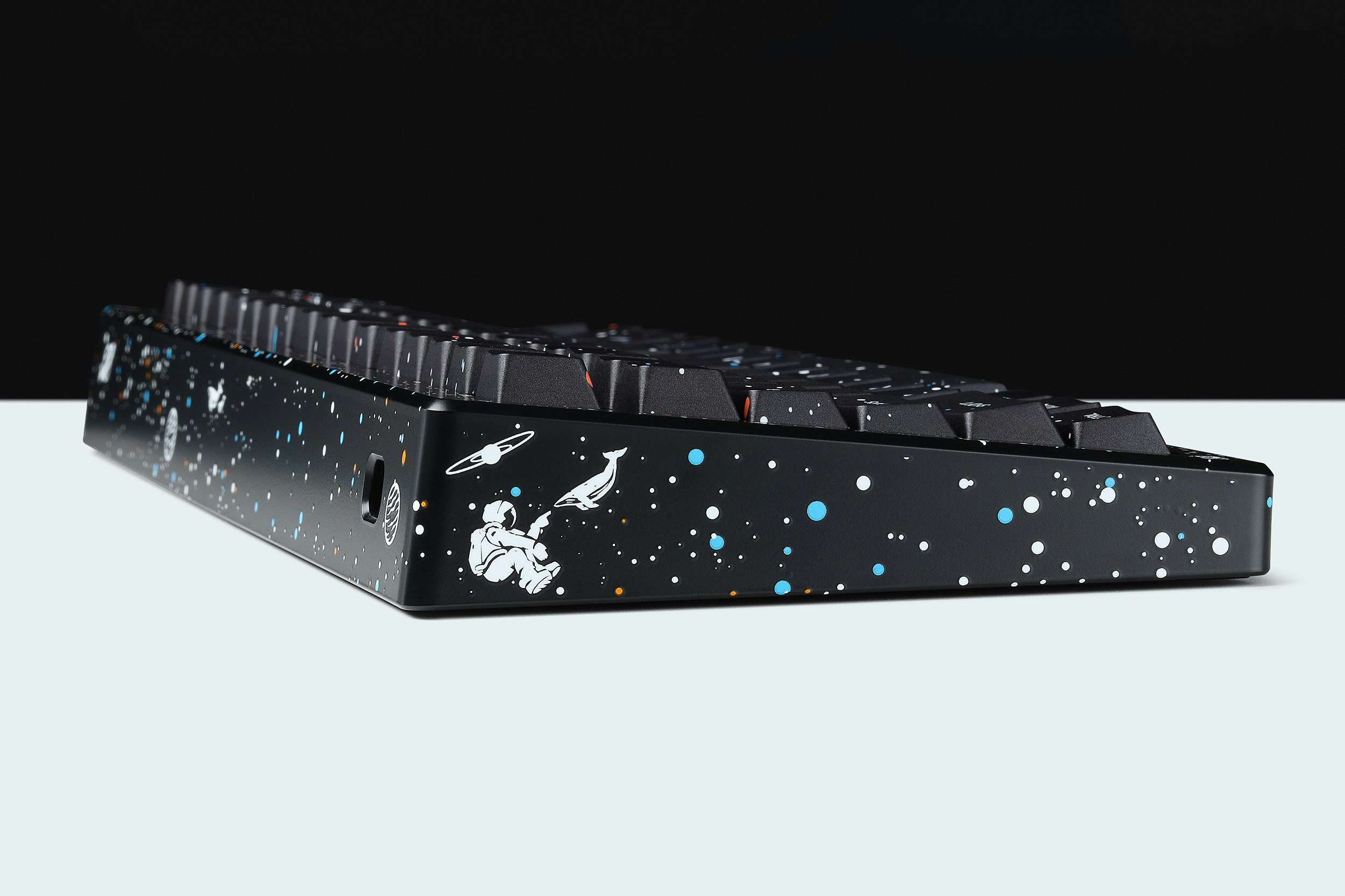 Drop CSTM80 Space Whale Decorative Case