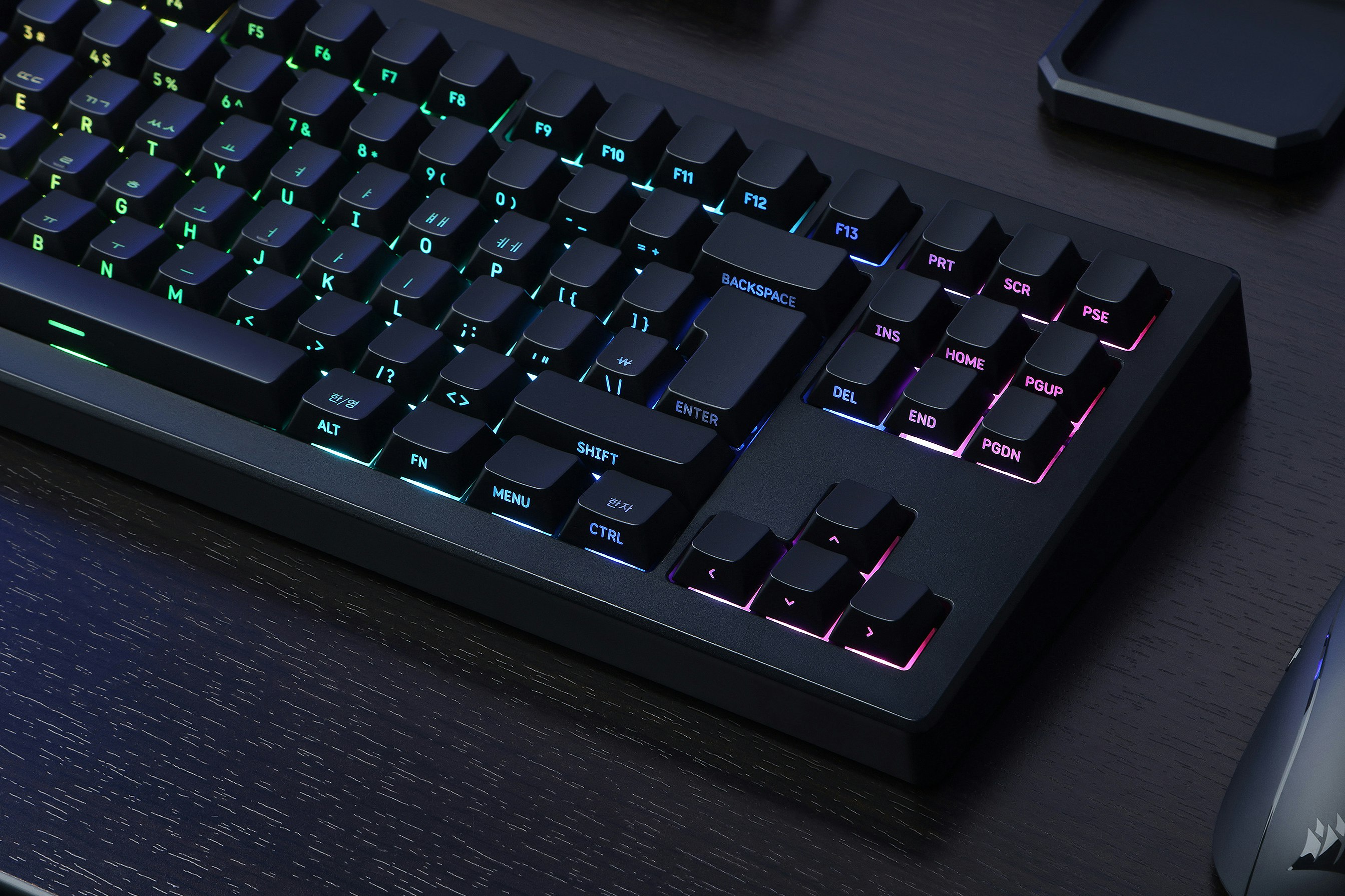 Drop DCL Shadow International Keycap Set