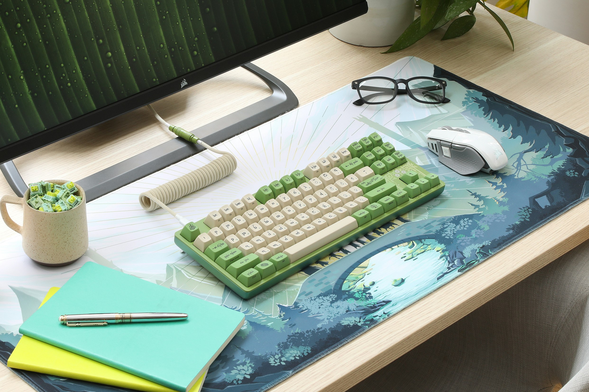 GMK TA Royal Alpha Typewriter Keycap Set | Mechanical