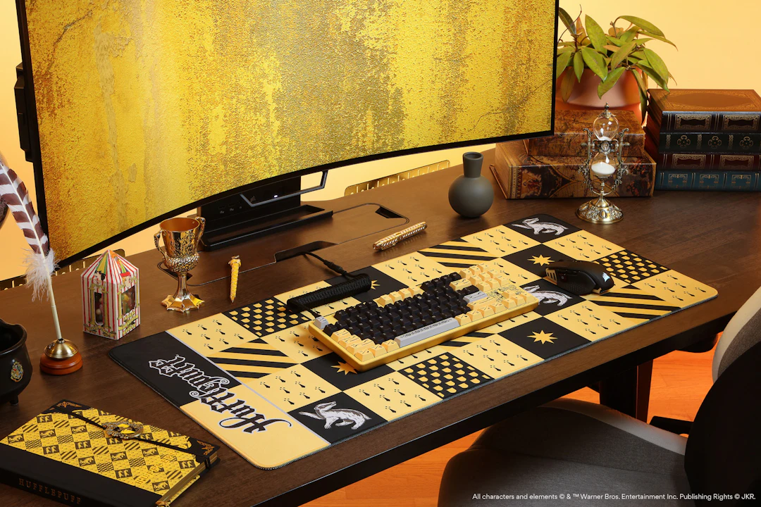 Drop + Harry Potter™ Quidditch™ Desk Mat