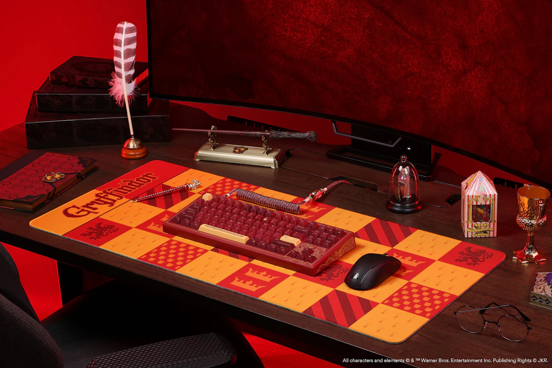 Drop + Harry Potter™ Quidditch™ Desk Mat
