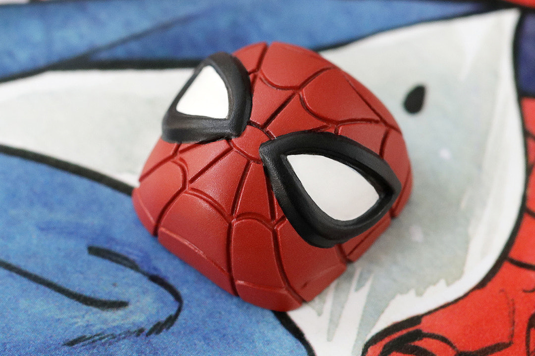 Drop + Marvel Spider-Mask Artisan Keycap