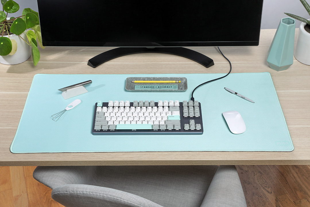Drop + MiTo DCS Sleeper Desk Mat