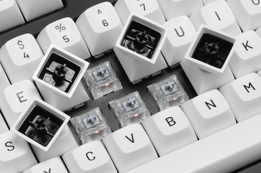 Drop MT3 Black-on-White Keycap Set