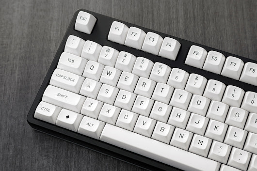 Drop MT3 Black-on-White Keycap Set