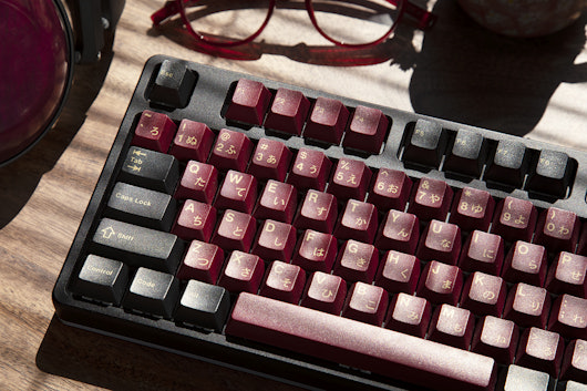 Drop + RedSuns GMK Red Samurai Keycap Set