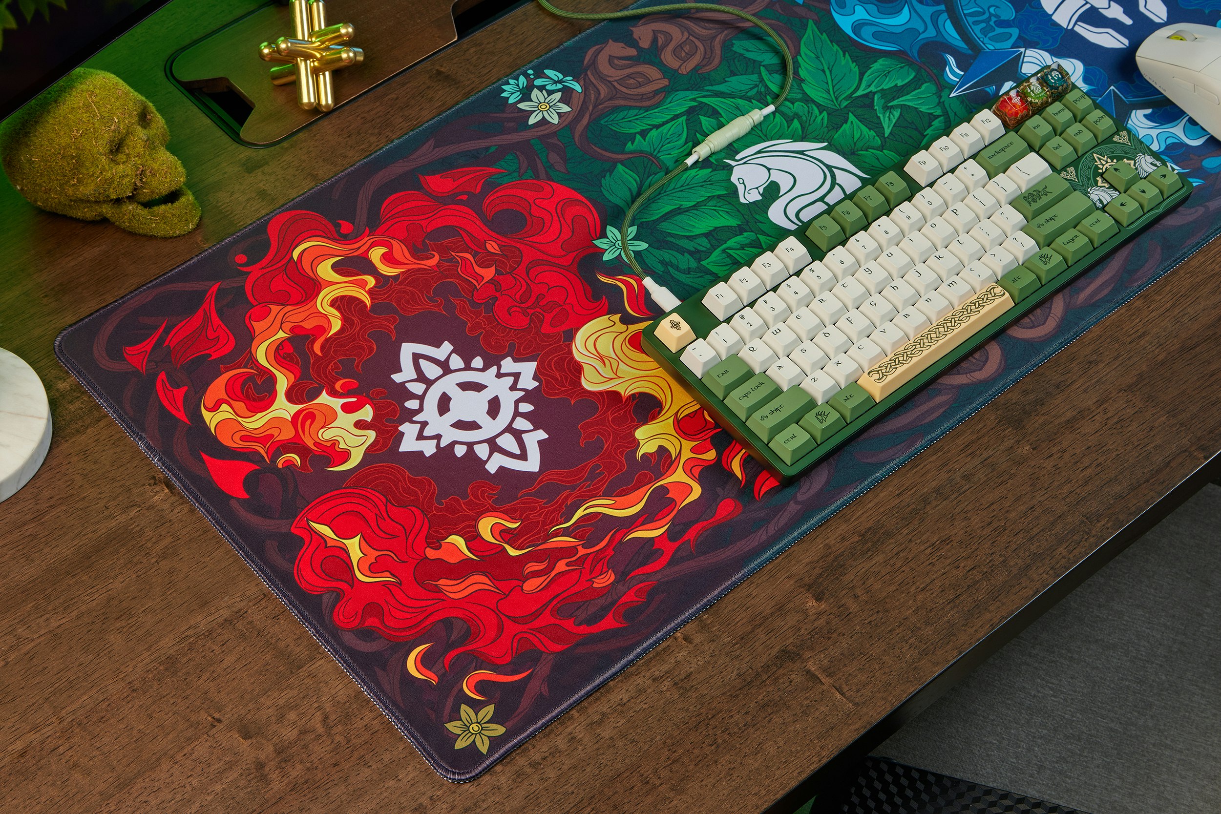 Drop + The Lord of the Rings™ Riddermark Desk Mat