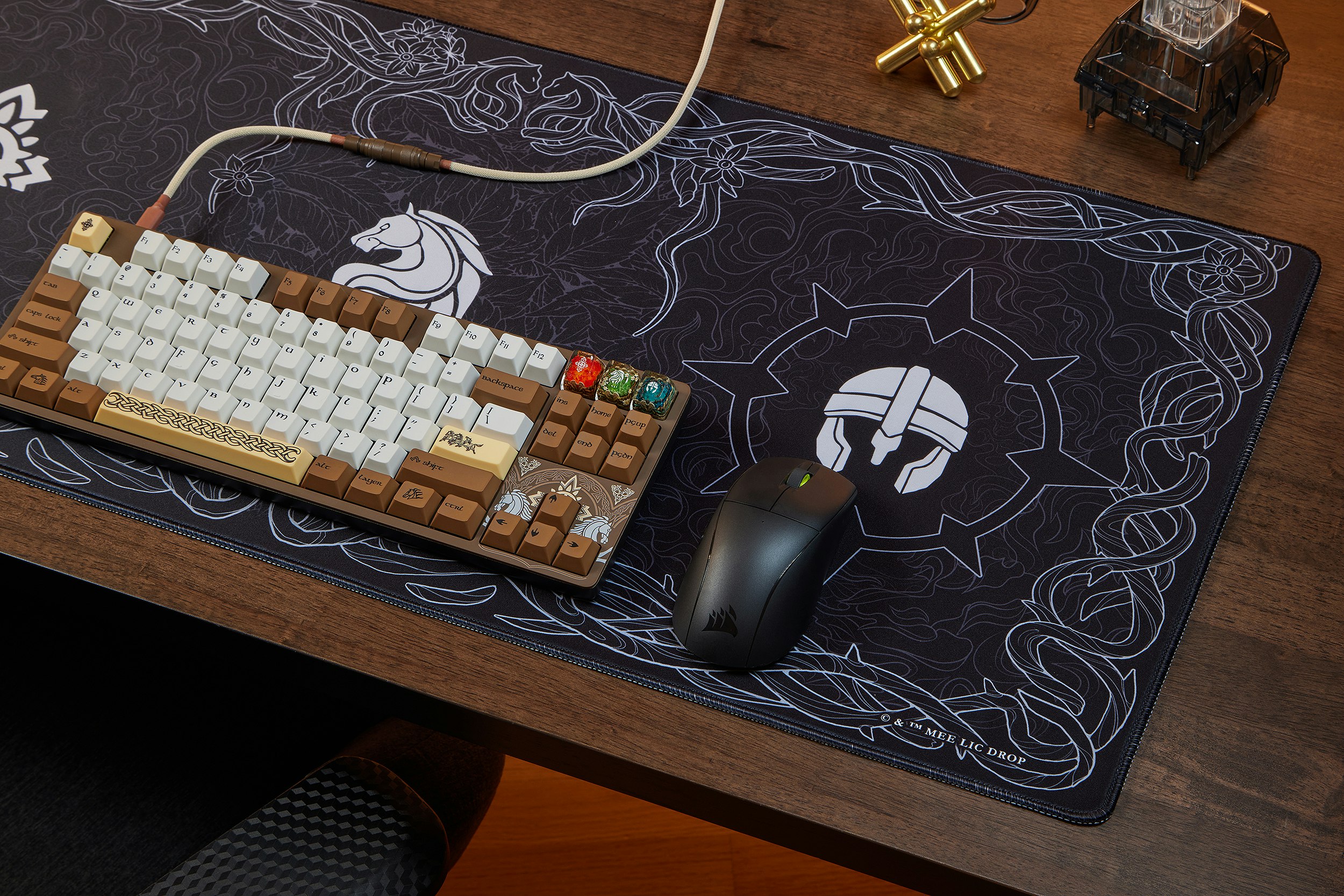 Drop + The Lord of the Rings™ Riddermark Desk Mat