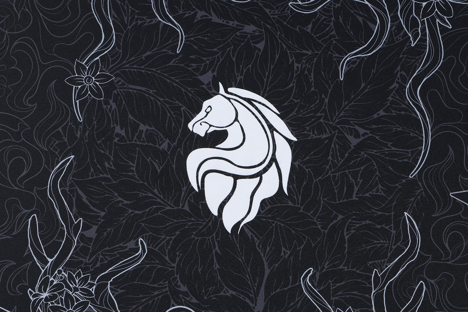 Drop + The Lord of the Rings™ Riddermark Desk Mat