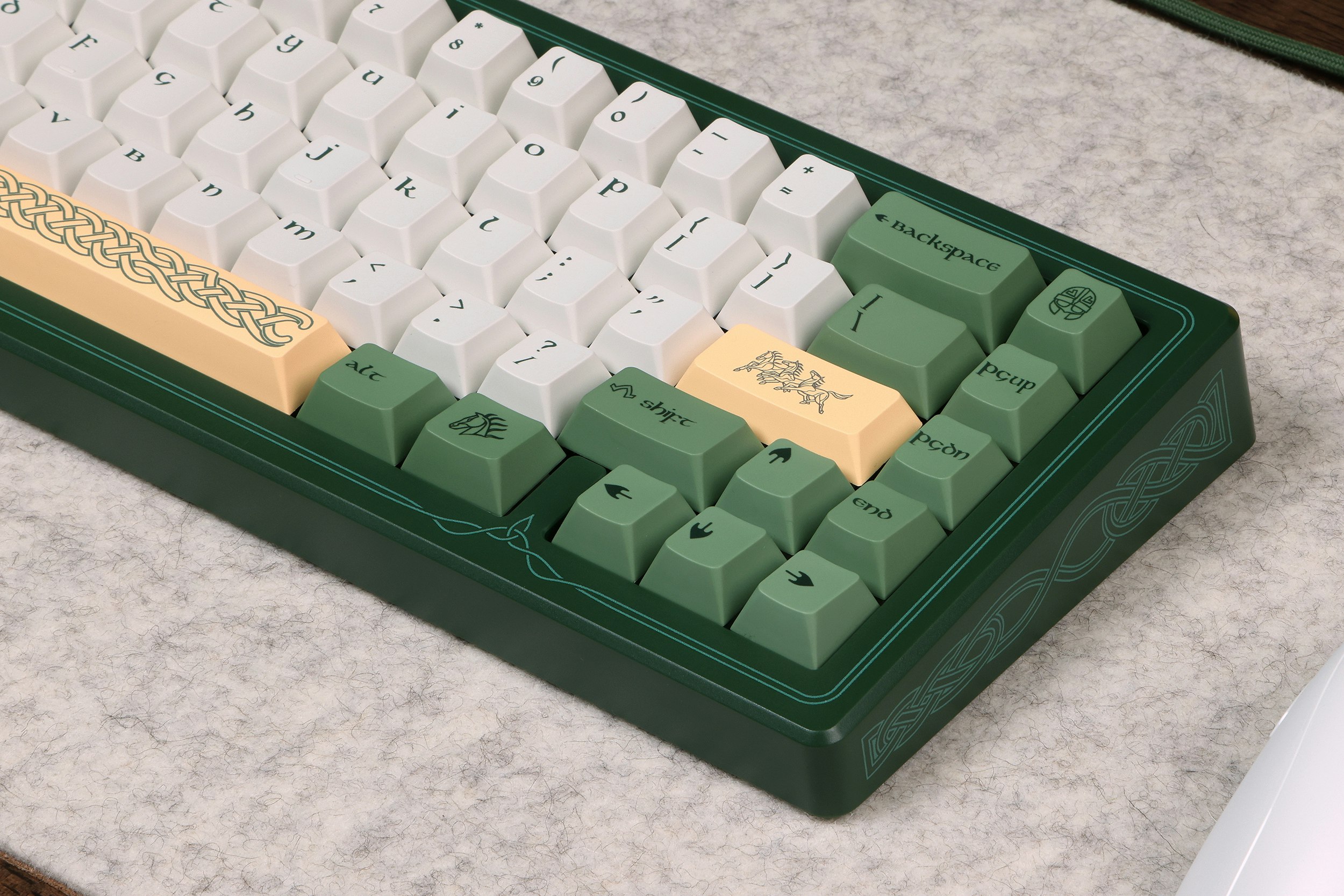 Drop + The Lord of the Rings™ Rohan™ CSTM Decorative Case