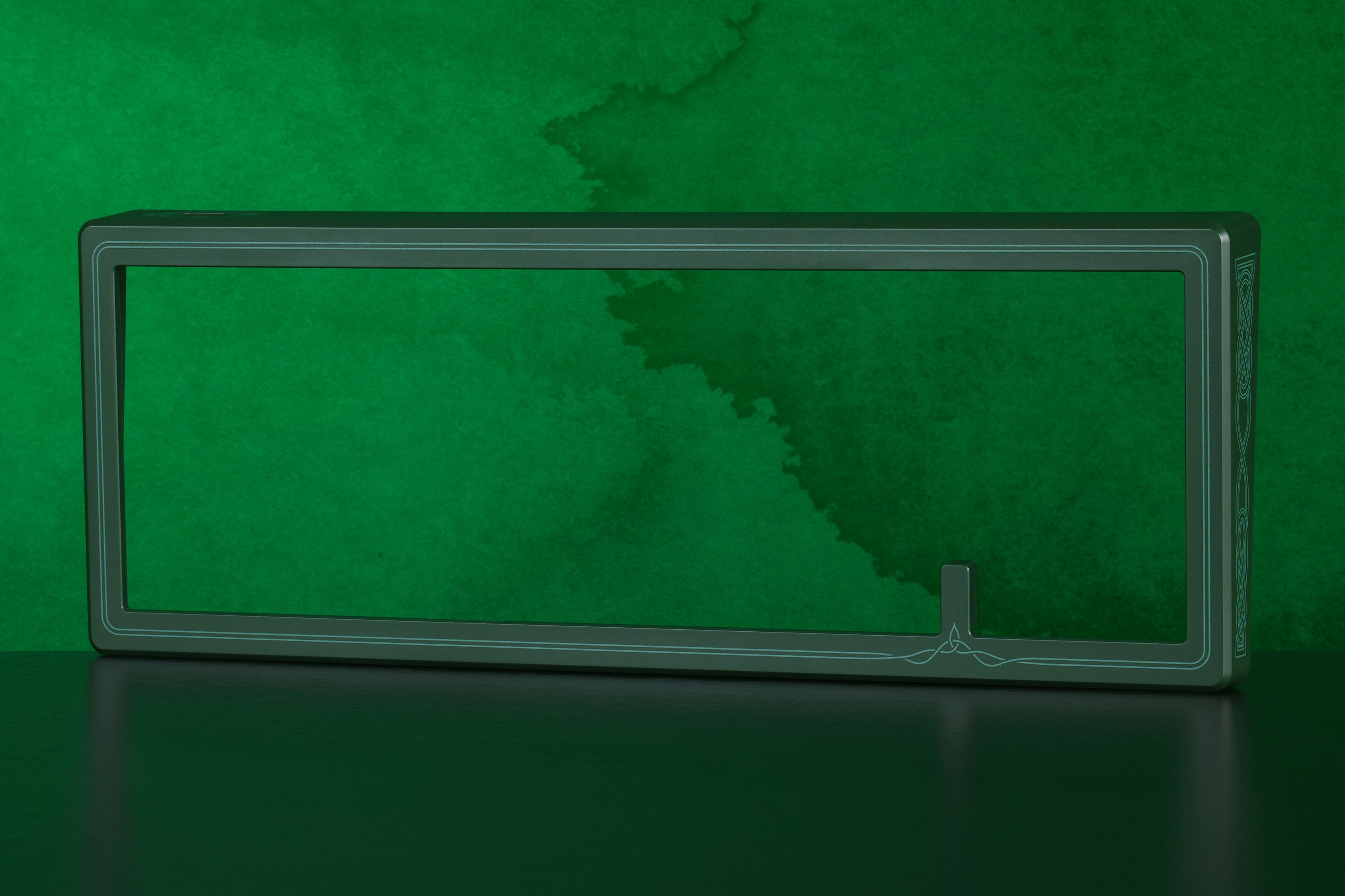 Drop + The Lord of the Rings™ Rohan™ CSTM Decorative Case