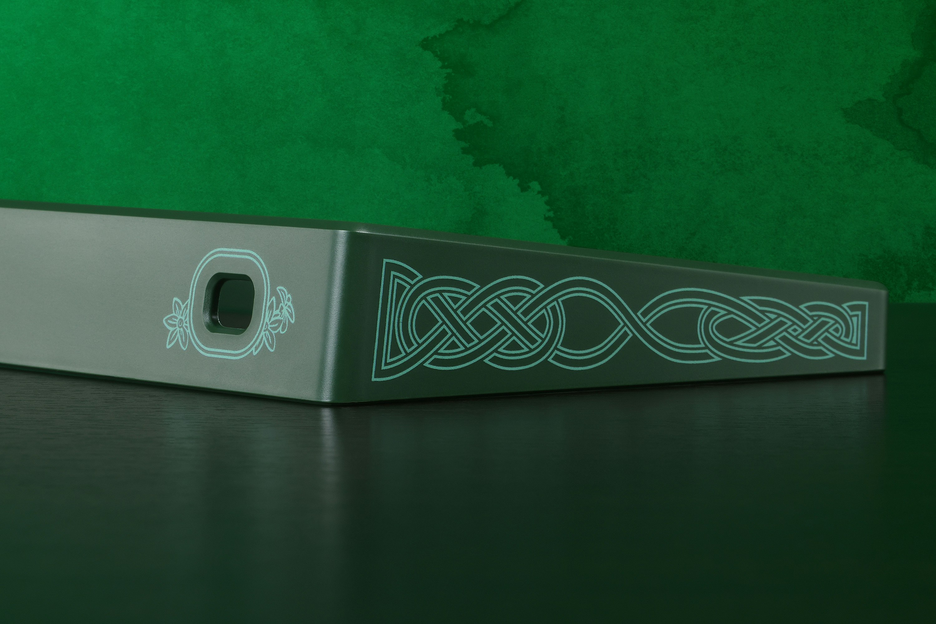 Drop + The Lord of the Rings™ Rohan™ CSTM Decorative Case