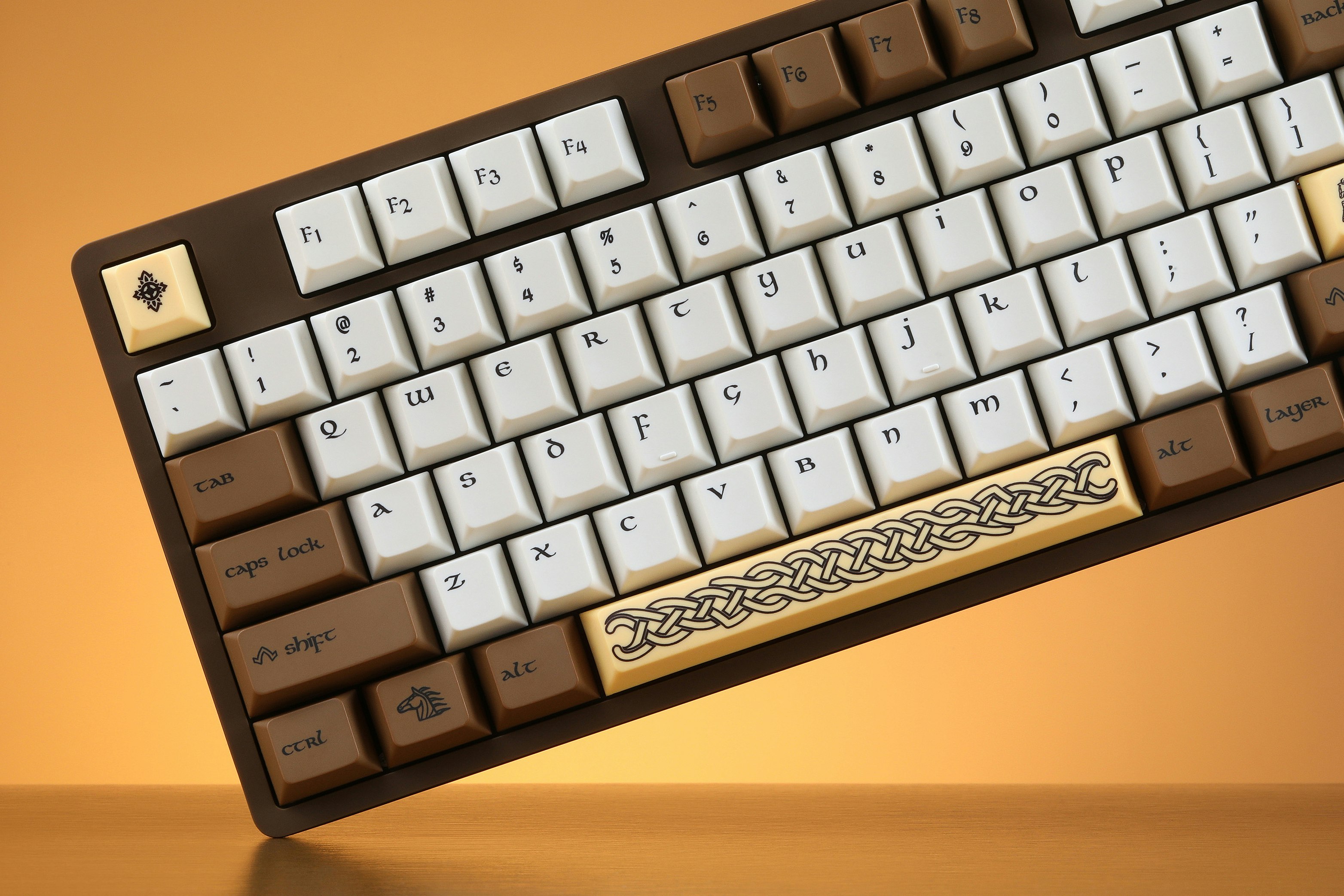 Drop + ロードオブザリング ローハン メカニカルキーボード（アルドブルグ） Drop + The Lord of the Rings™ Rohan™ Keyboard - Aldburg