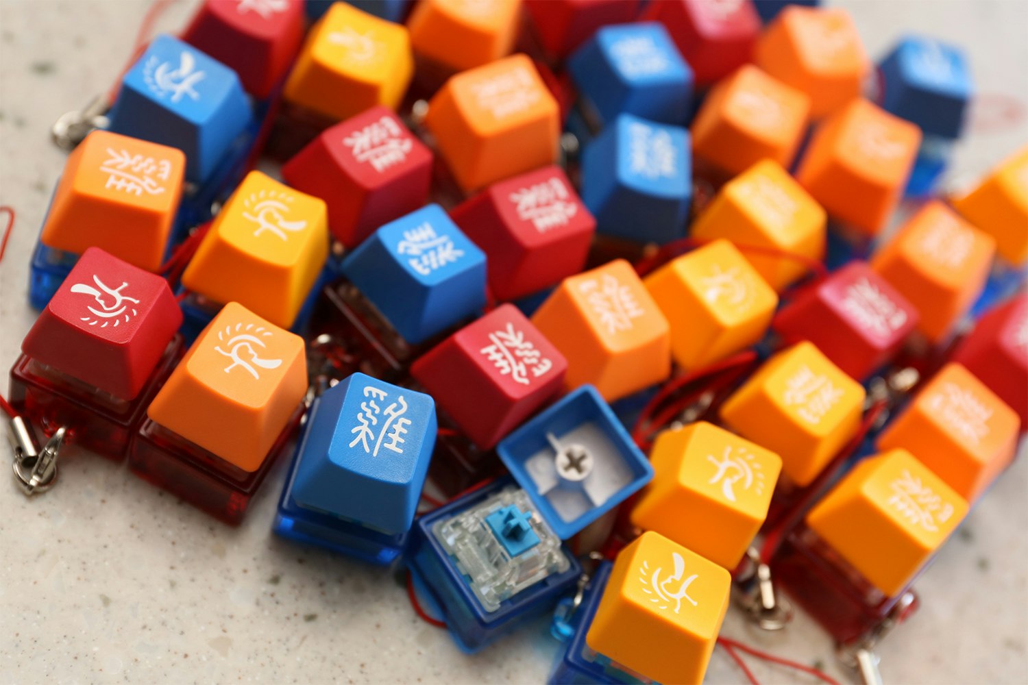 Ducky Pocket RGB Mechanical Numpad + Keychain