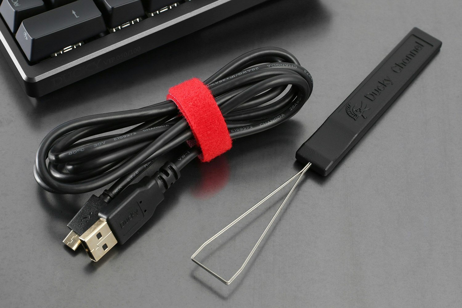 Ducky Pocket RGB Mechanical Numpad + Keychain