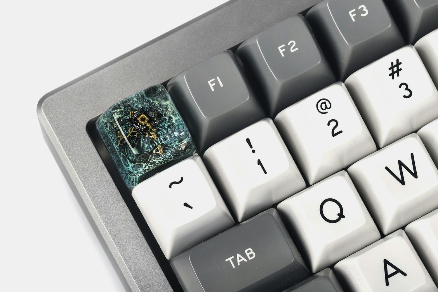 Dwarf Factory Apollo Artisan Keycap