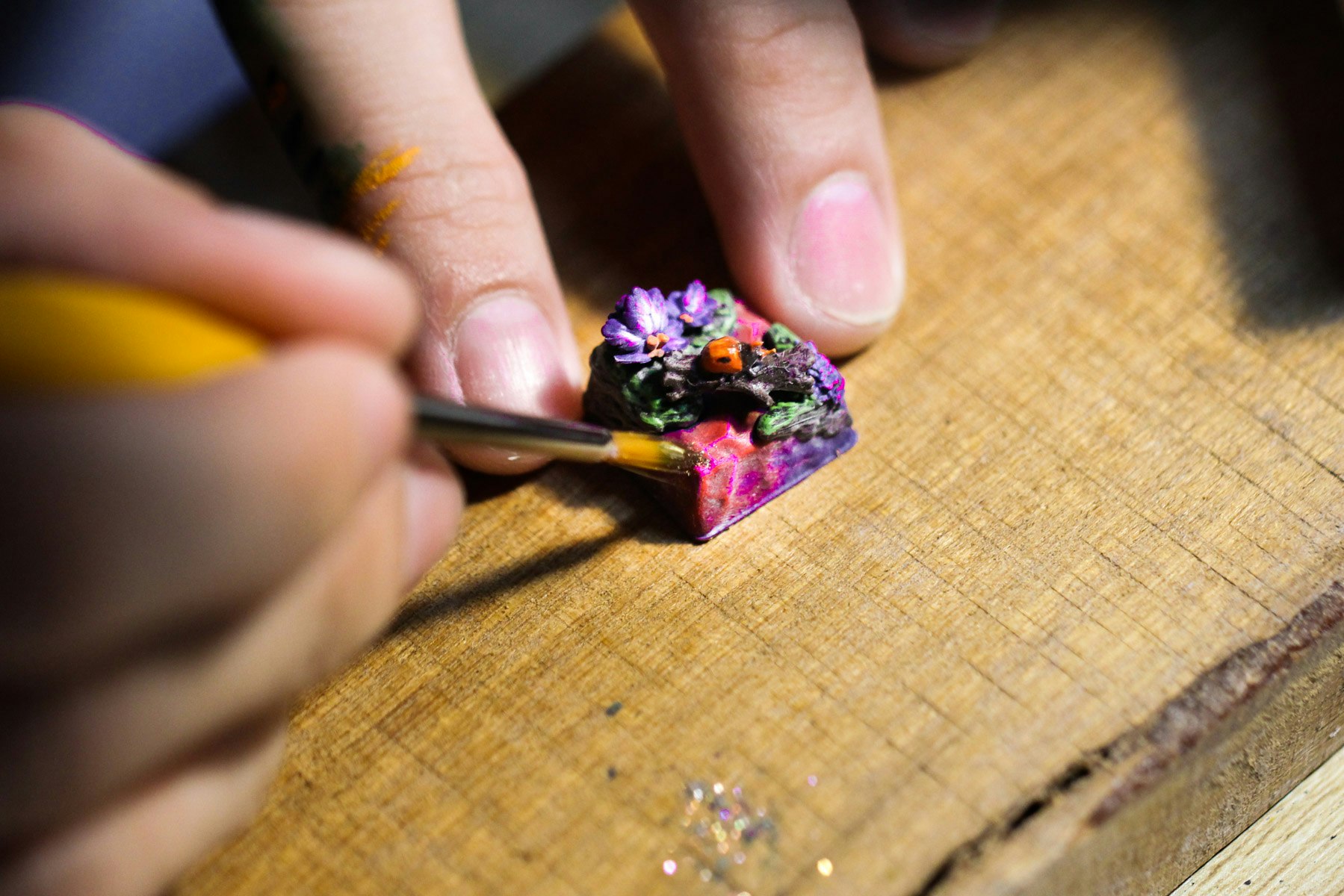 Dwarf Factory Miracle Island Artisan Keycap