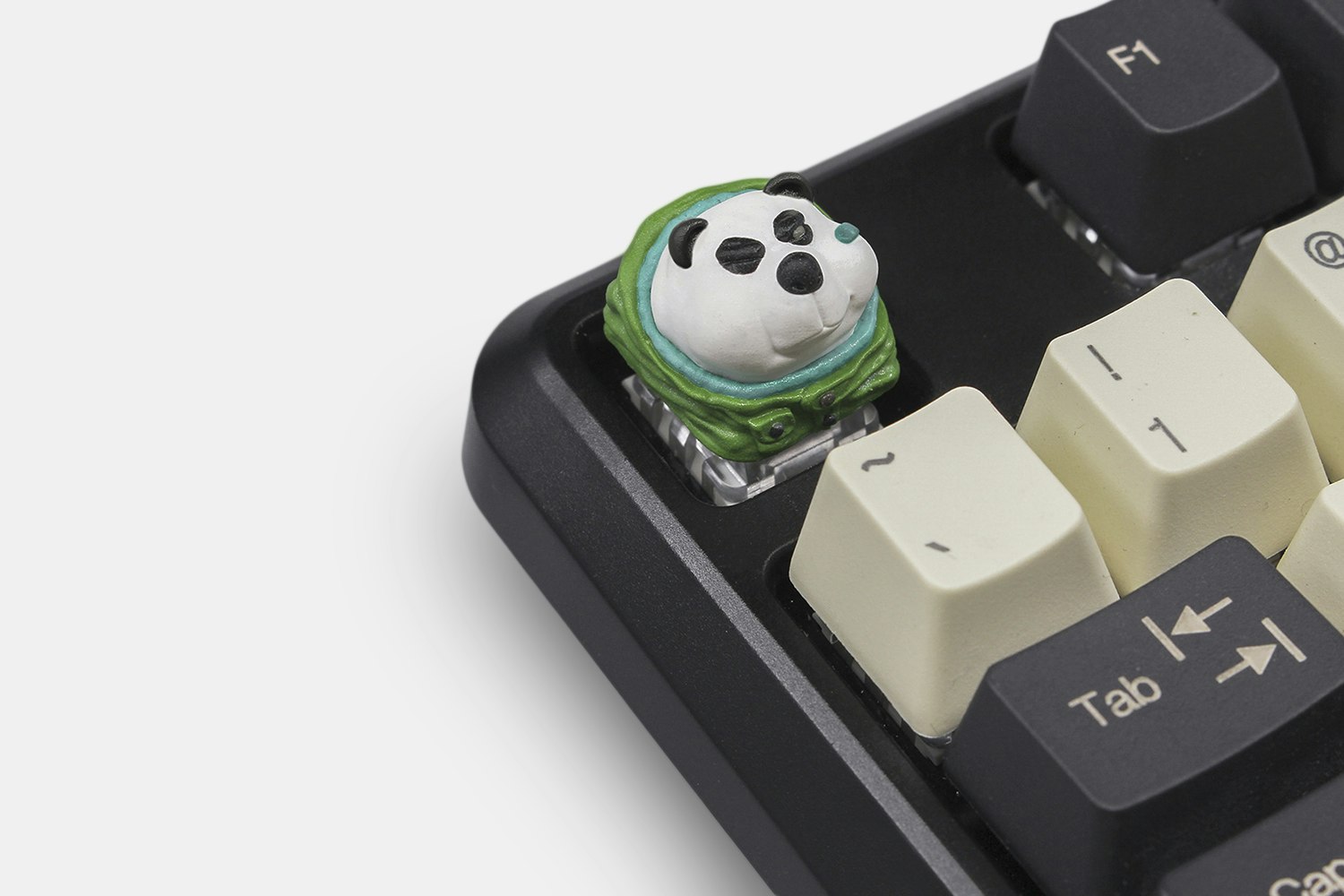 Dwarf Factory Snoob Bear Artisan Keycap