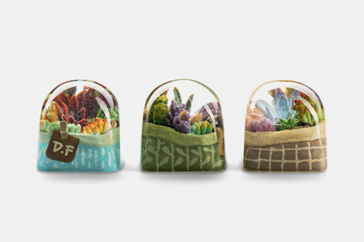 Dwarf Factory Terrarium Resin Artisan Keycap