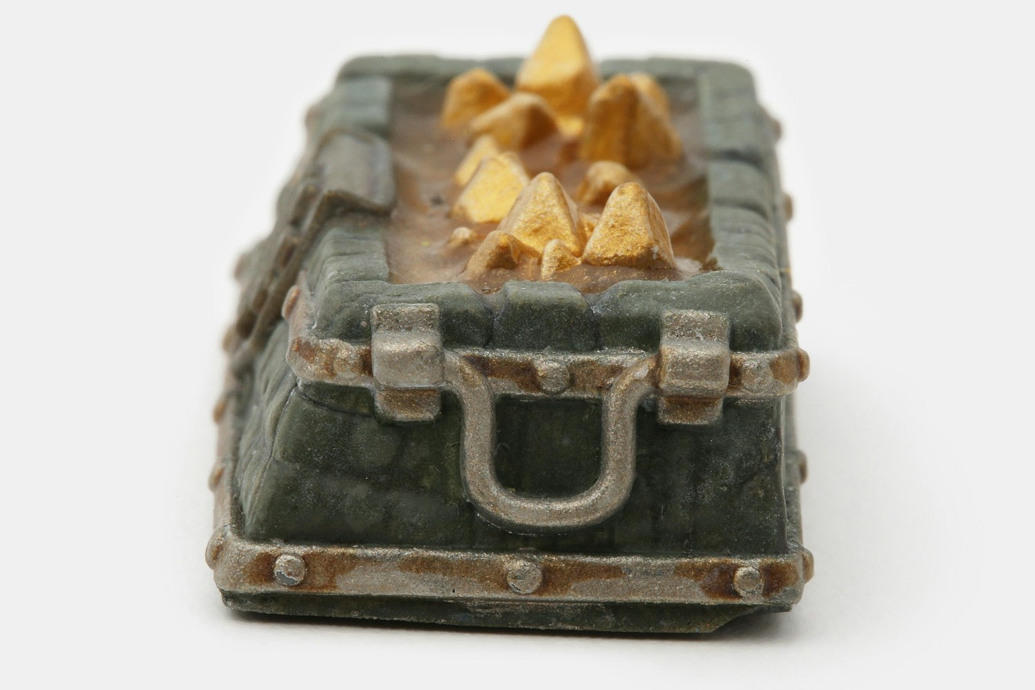 Dwarf Factory The Dwarven Chest Backspace Artisan