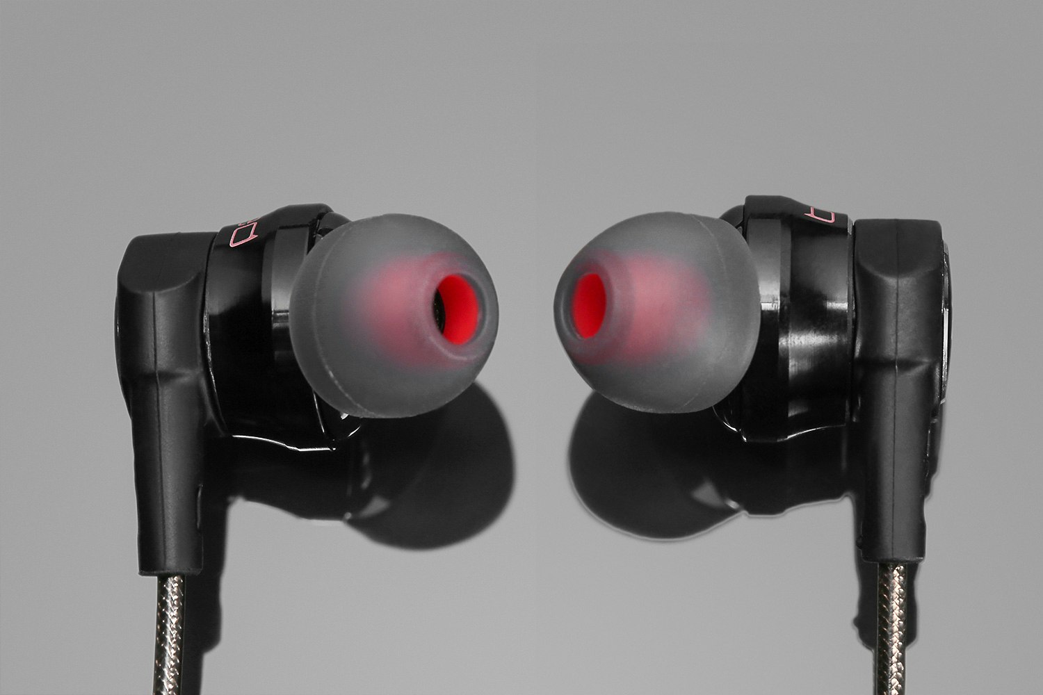 Dynamic Motion DM200H Hybrid IEM
