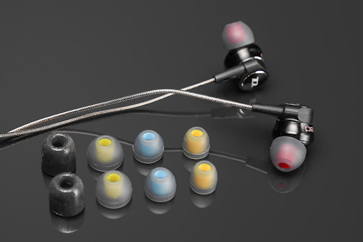 Dynamic Motion DM200H Hybrid IEM