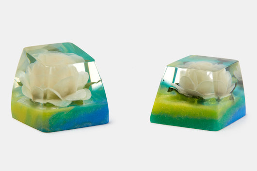 The Eye Key Rose Artisan Keycap