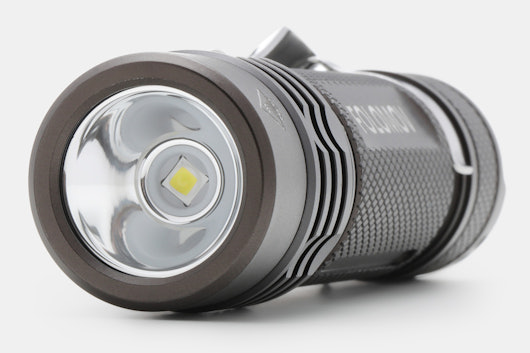 Folomov 18650S 960 Lumen 5000K LED Flashlight