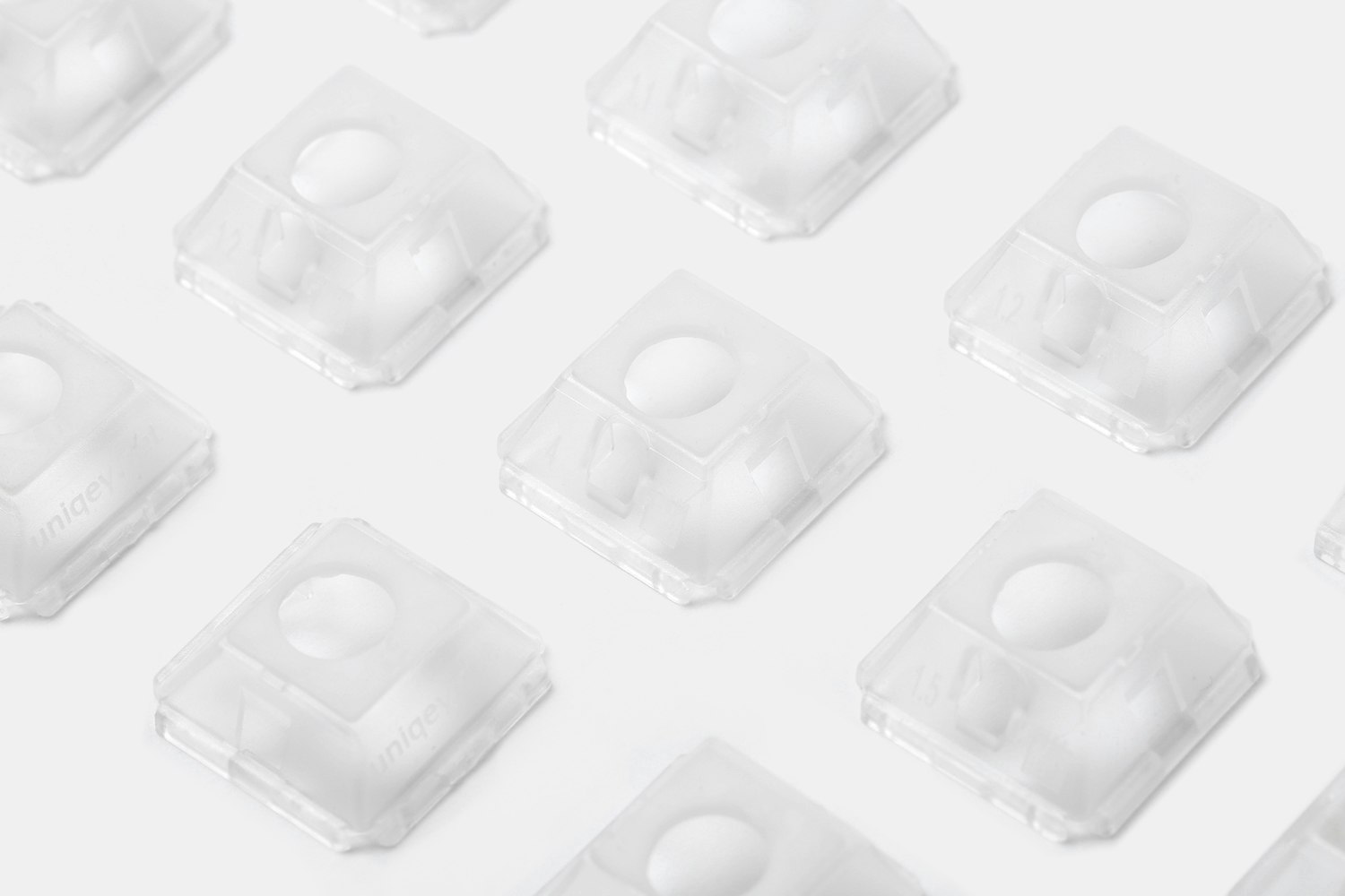 GMK QMX-Clip Sound-Dampening Brackets (110 Pieces)