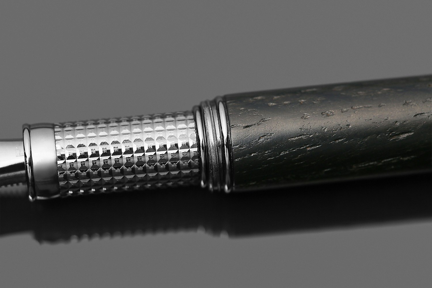 Grifos Bog Oak Wood Fountain Pen