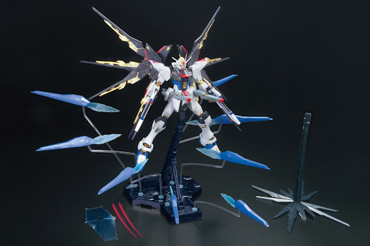 Gundam Strike Freedom Full Burst Mode Master Grade
