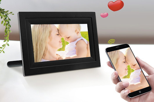 HDGenius 10” Touchscreen Internet Photo Frame