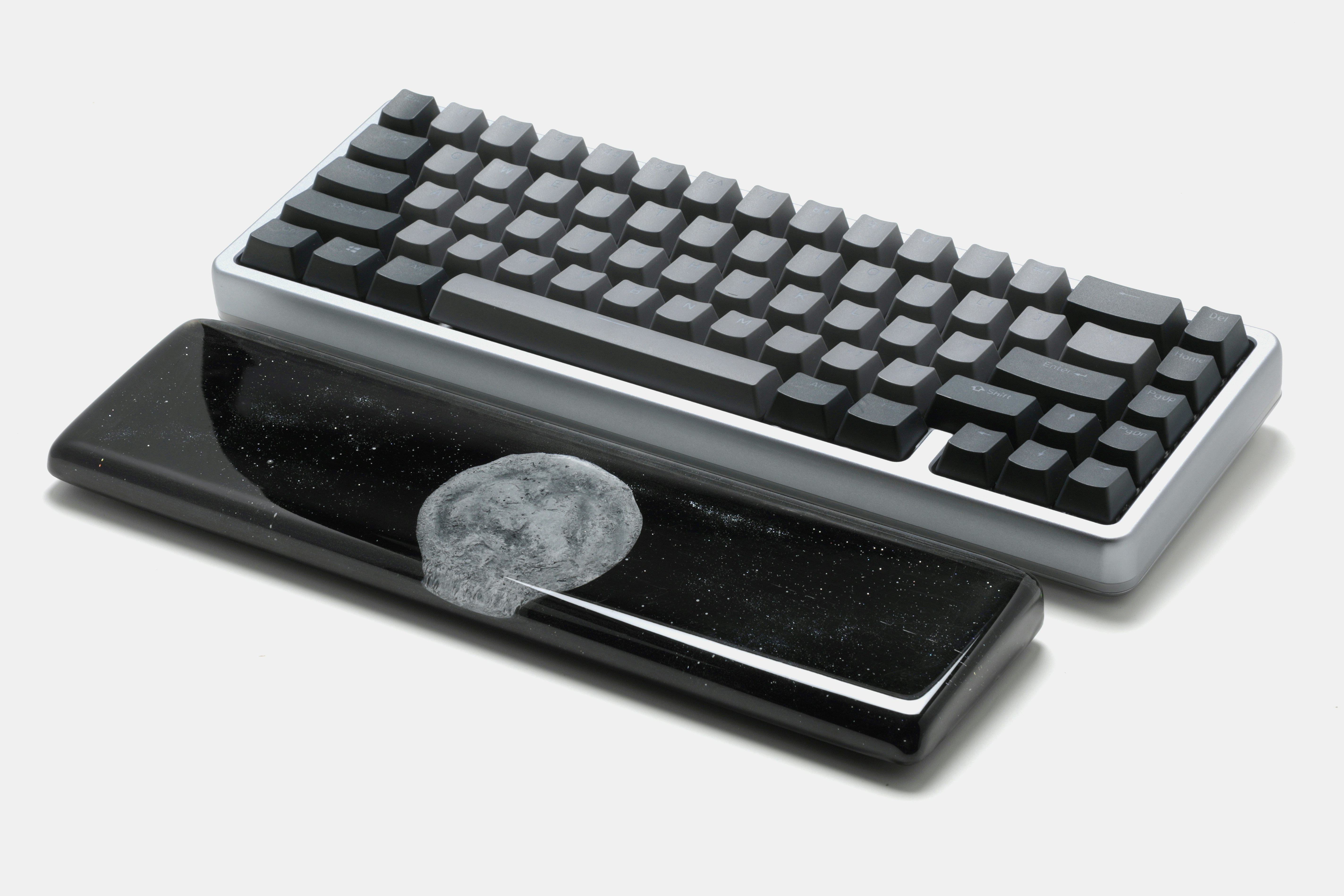 HLYM Mt. Fuji & Full Moon Artisan Resin Wrist Rests