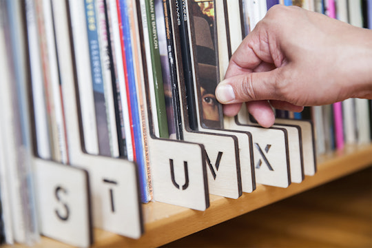 Horizontal A-Z Record Dividers