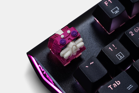 Hot Keys Project Artisan Raven Keycap