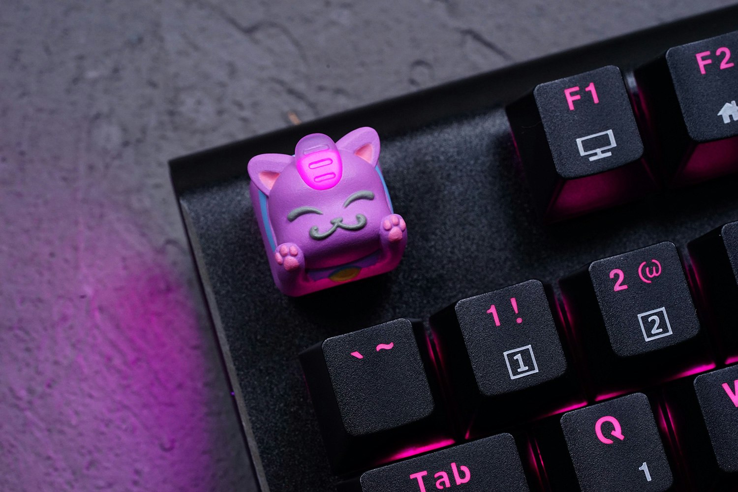 Hot Keys Project Lucky Cat Artisan Keycap