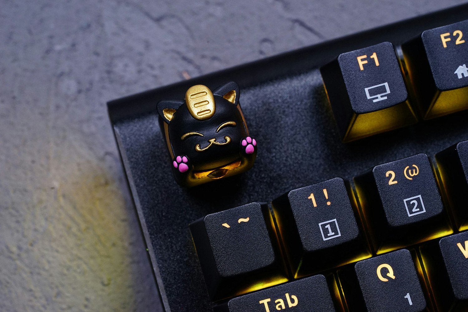 Hot Keys Project Lucky Cat Artisan Keycap