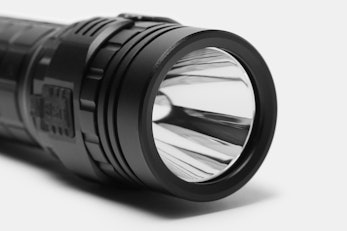 Imalent DN35 LED Flashlight