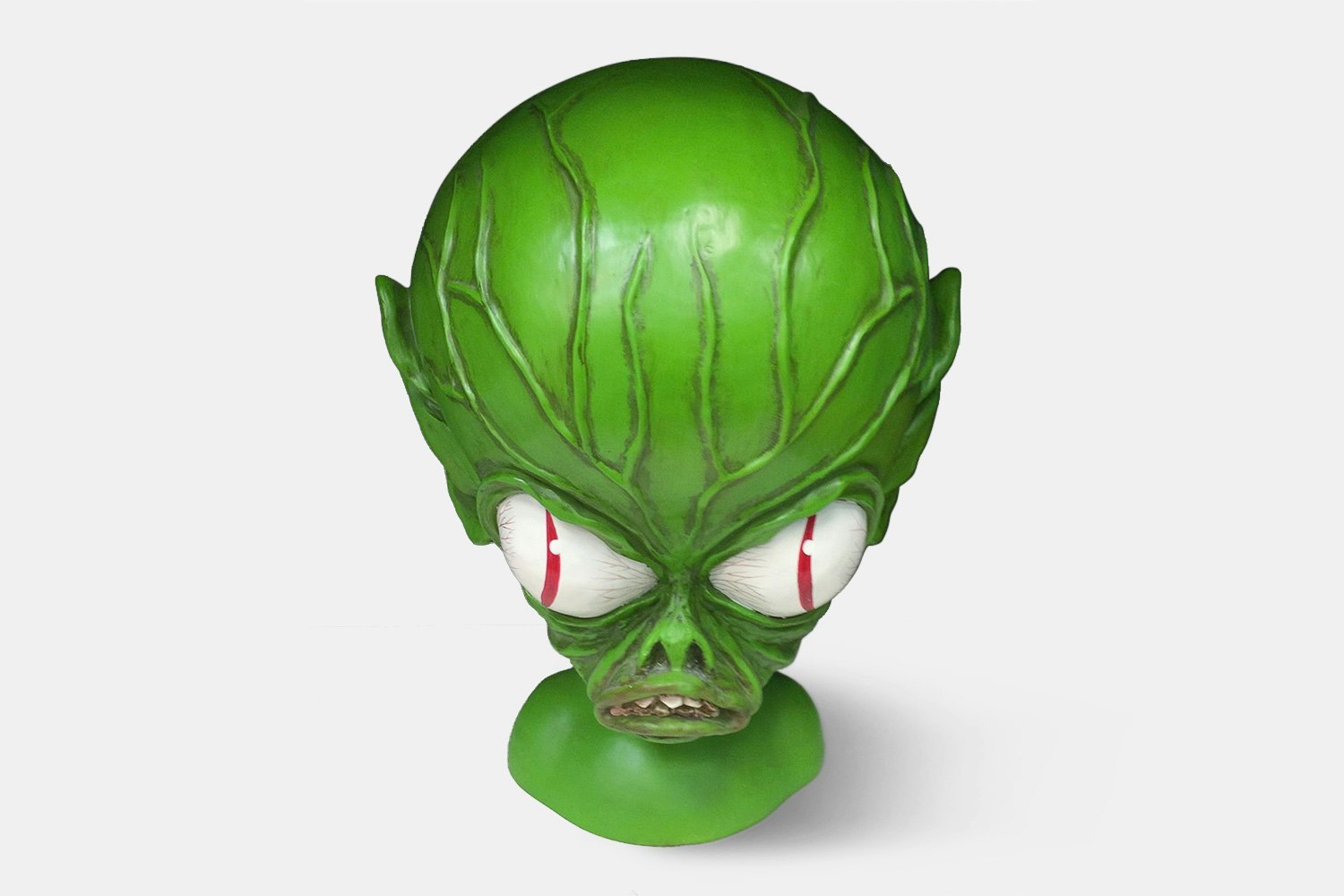 Halloween invasion of the saucer men best bust